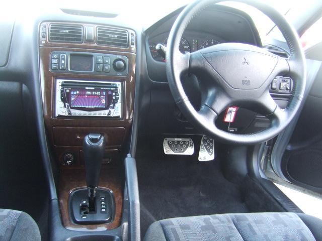 Mitsubishi Legnum1.jpg