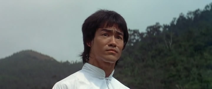 1973_Enter_the_Dragon.avi_snapshot_01.04.00_[2013.04.09_14.42.36].jpg