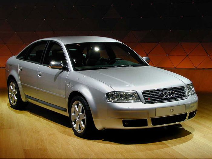 AudiS6_800.jpg